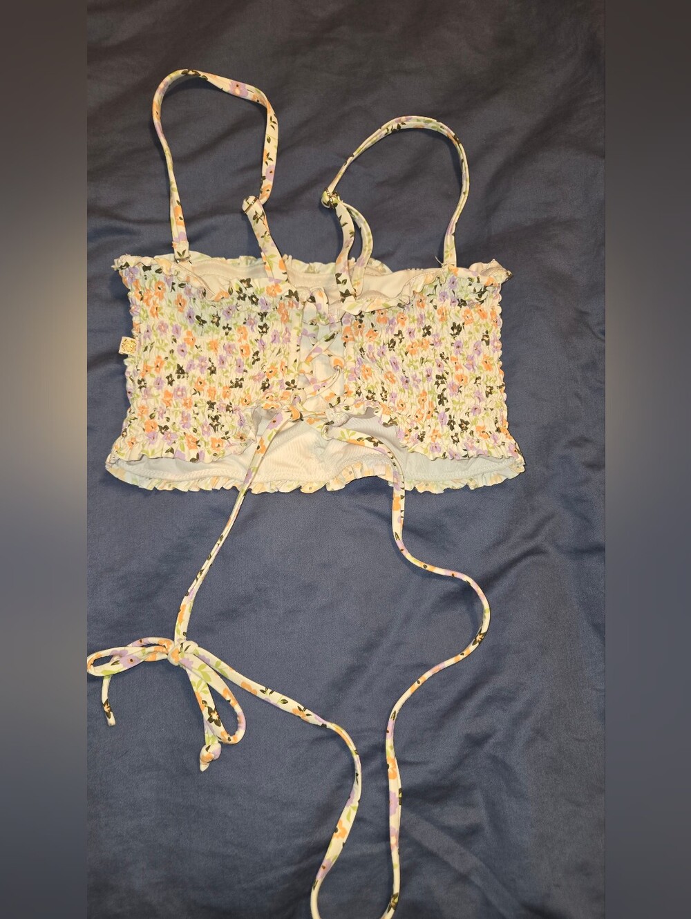 🎀Floral Smocked Crop Cami in Multi Floral - Picture 4 of 4